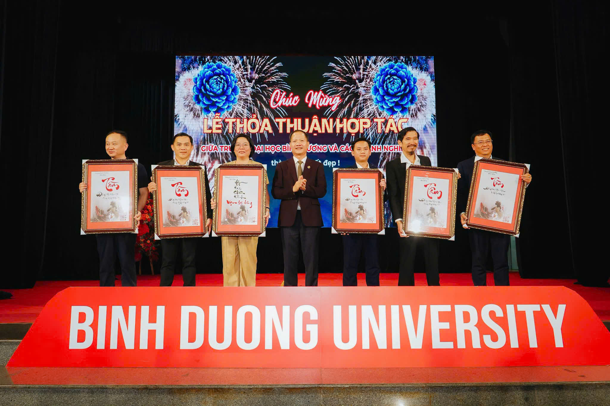 Ez House Ký Kết Hợp Tác Chiến Lược Cùng Trường Đại học Bình Dương