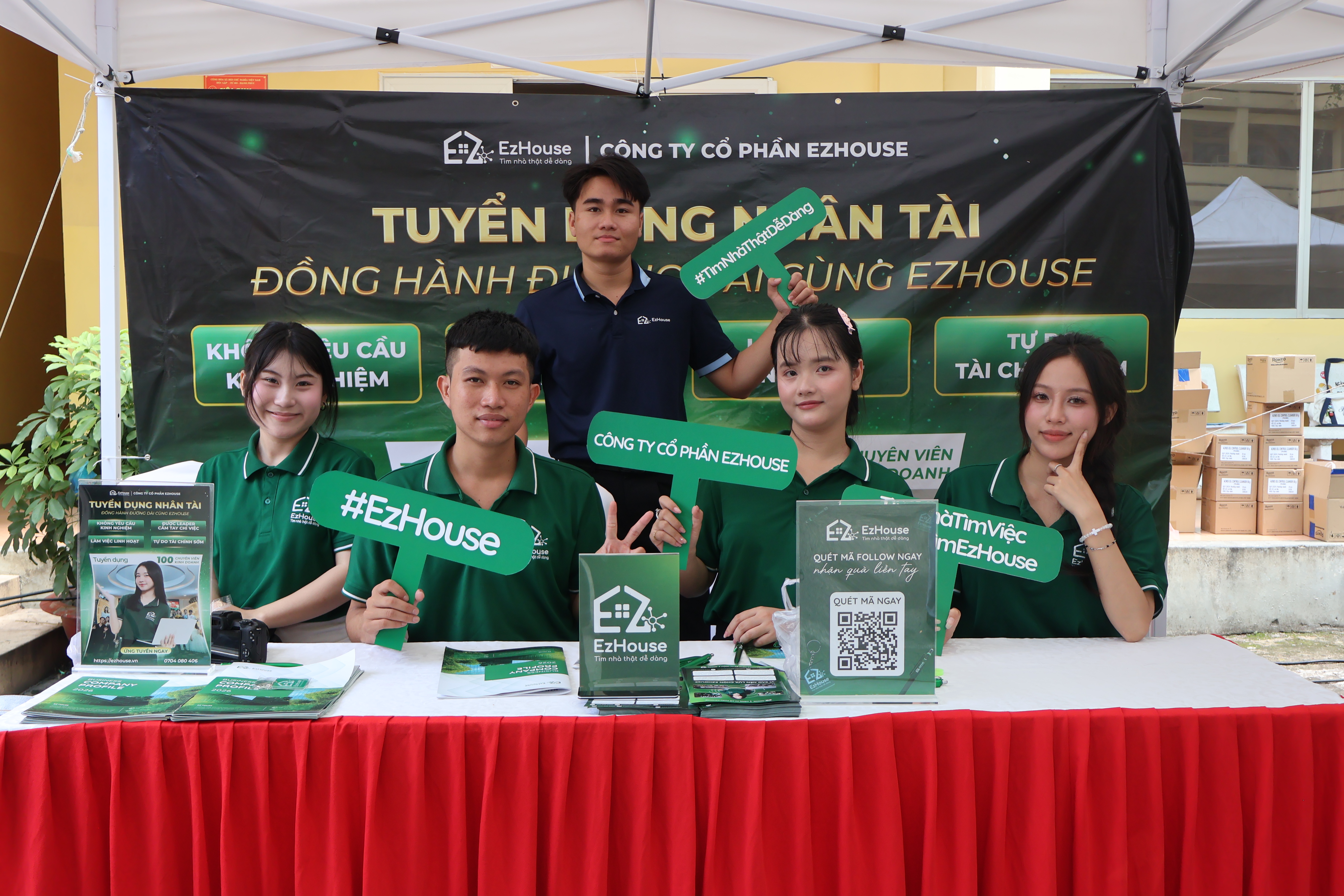  EZ HOUSE TUNG VOUCHER ƯU ĐÃI DÀNH RIÊNG CHO TÂN SINH VIÊN MÙA TỰU TRƯỜNG 2026