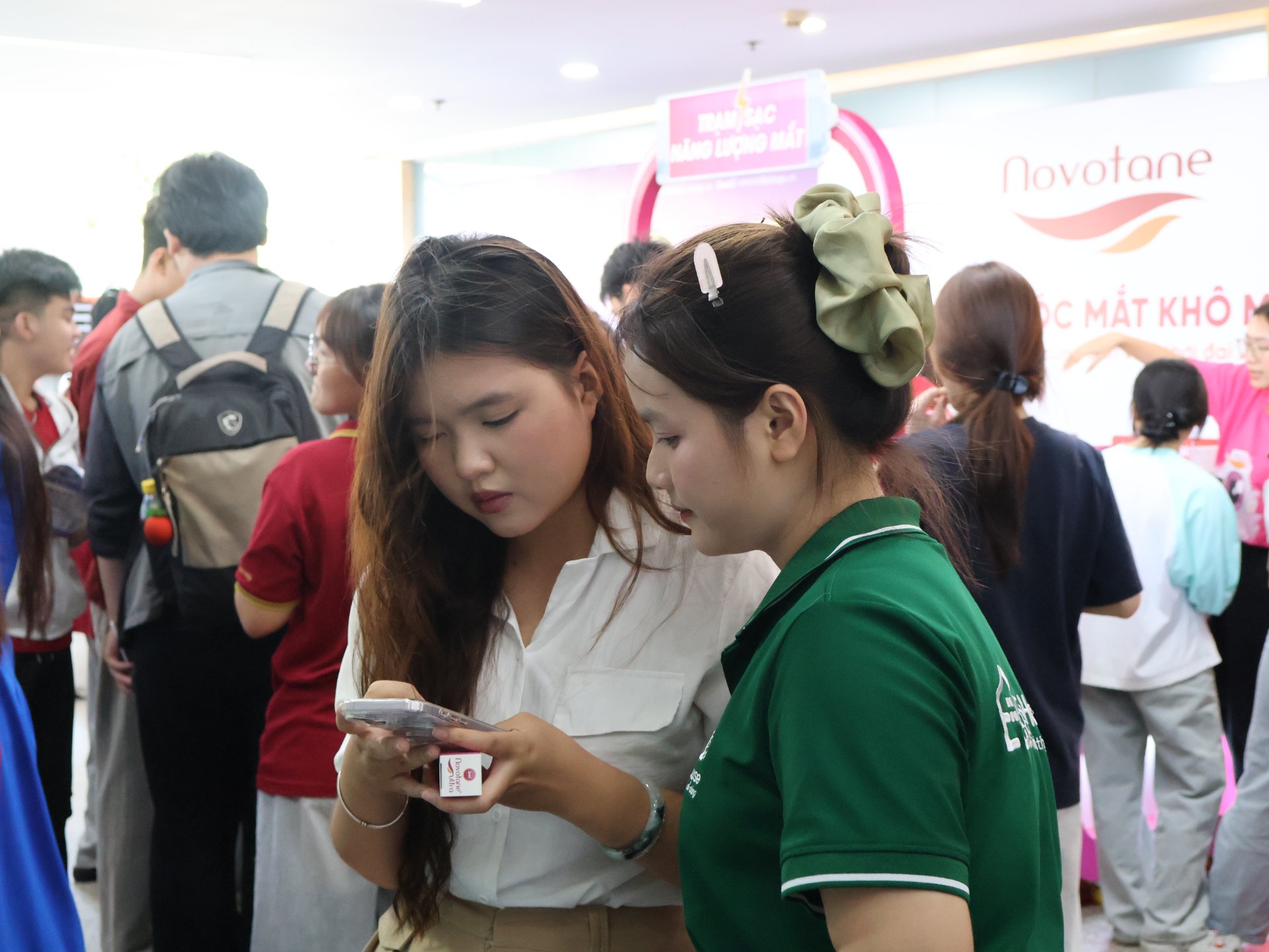 NGÀY HỘI TUYỂN DỤNG NTTU 2026: EZ HOUSE TĂNG CƯỜNG KẾT NỐI VỚI NGUỒN NHÂN LỰC TRẺ