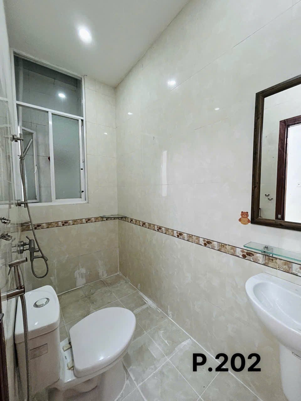 Hình ảnh phòng 202 - ảnh 2