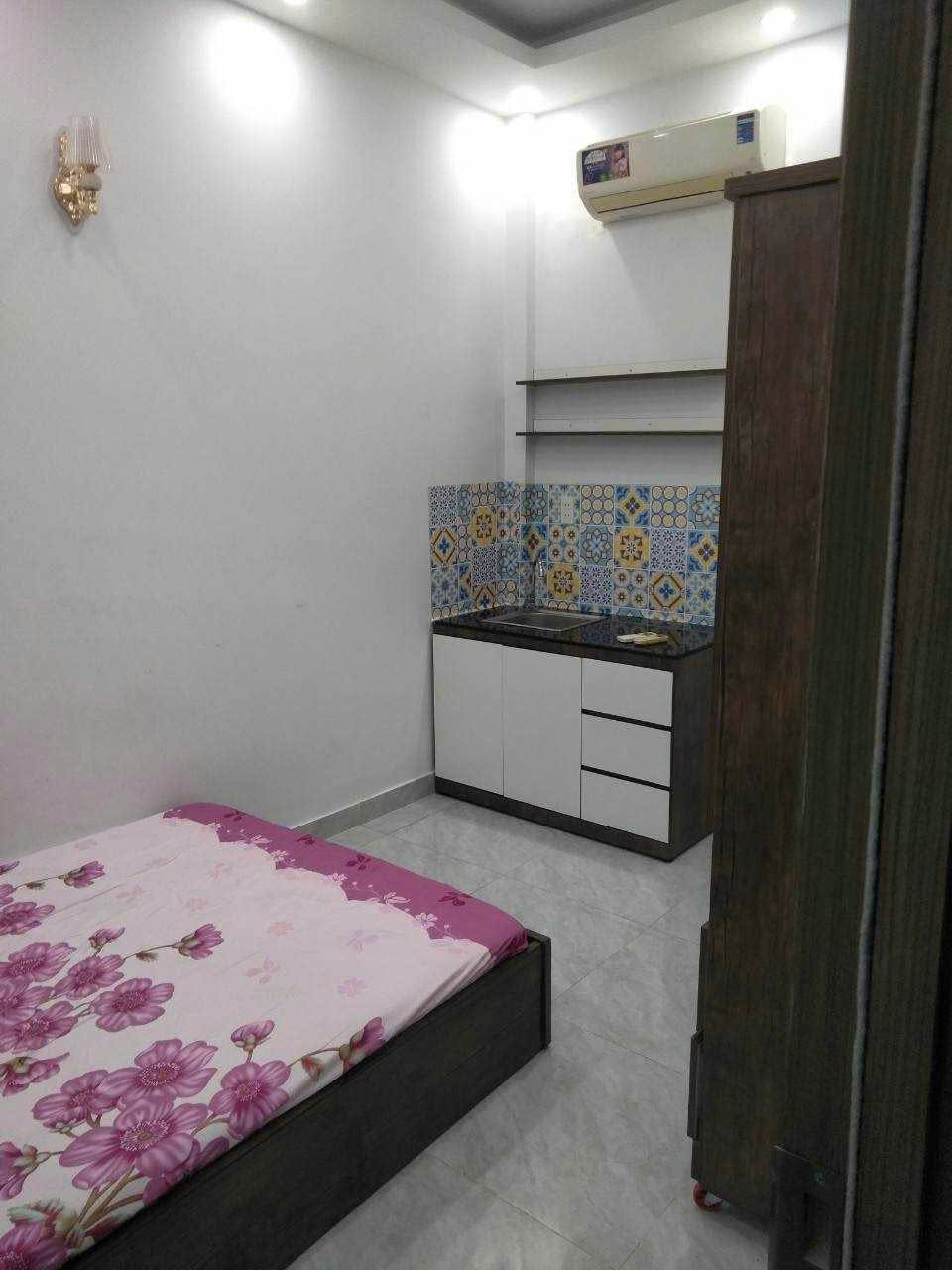 Phòng 402 - 8